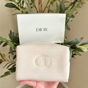 ✨NWT✨ Dior Beauty light pink Cosmetic Bag